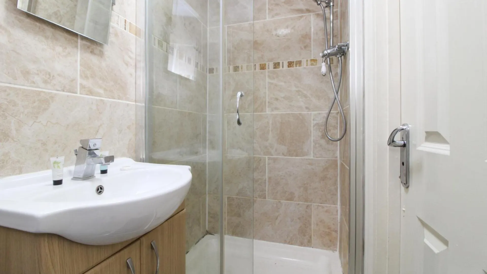 Polygon Centre Cosy Studio Apartment Southampton