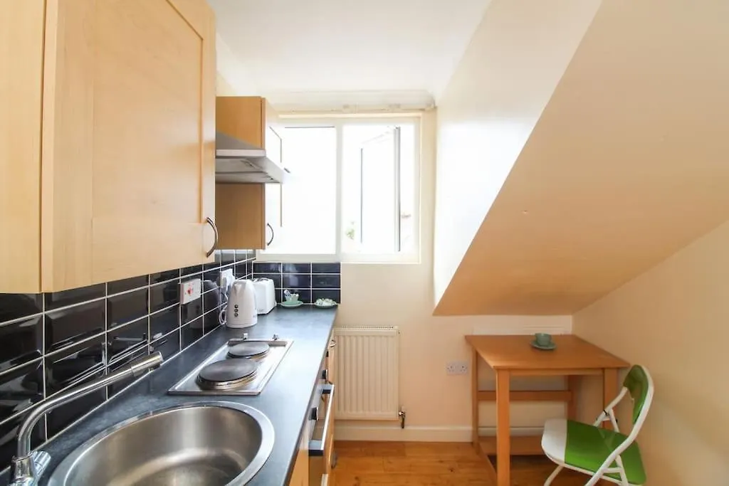 Polygon Centre Cosy Studio Apartment Southampton United Kingdom